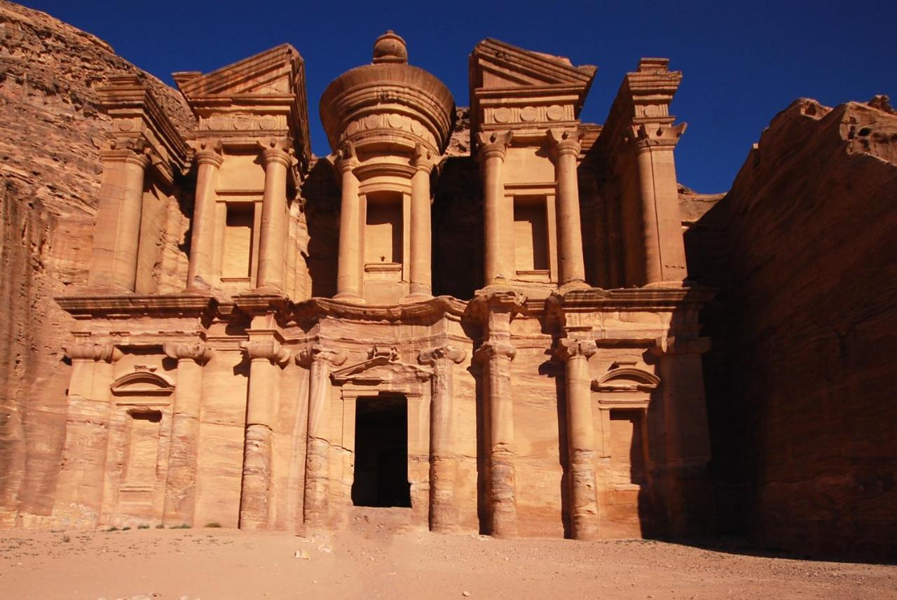 Little Petra Heritage Village Wadi Musa Bagian luar foto